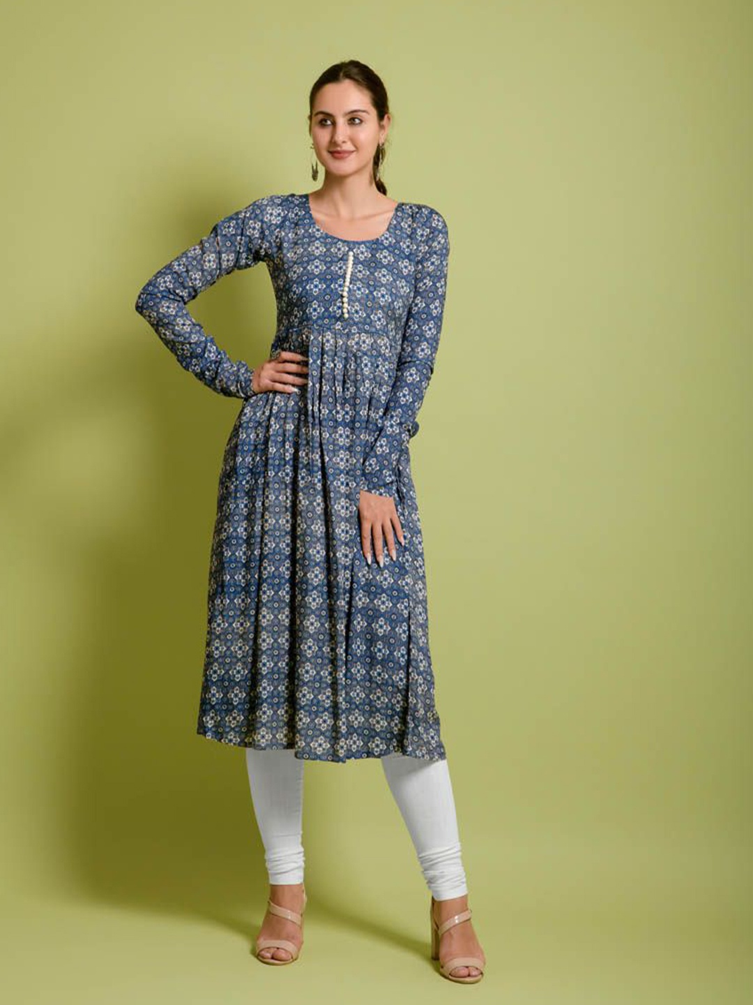 

SAZRIKA Women Floral Printed Kurta, Blue