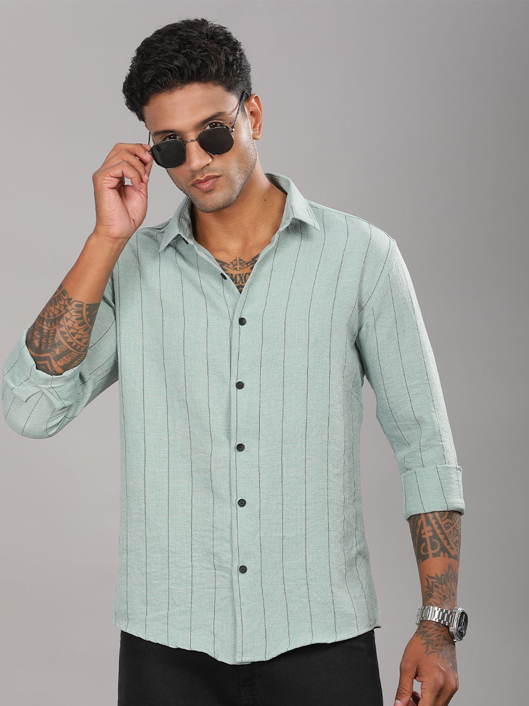 

PAUL STREET Men Standard Spread Collar Vertical Striped Slim Fit Casual Shirt, Green