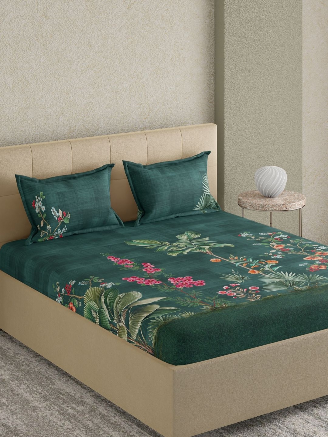 

GM Green & Pink Floral Cotton 210 TC King Bedsheet with 2 Pillow Covers