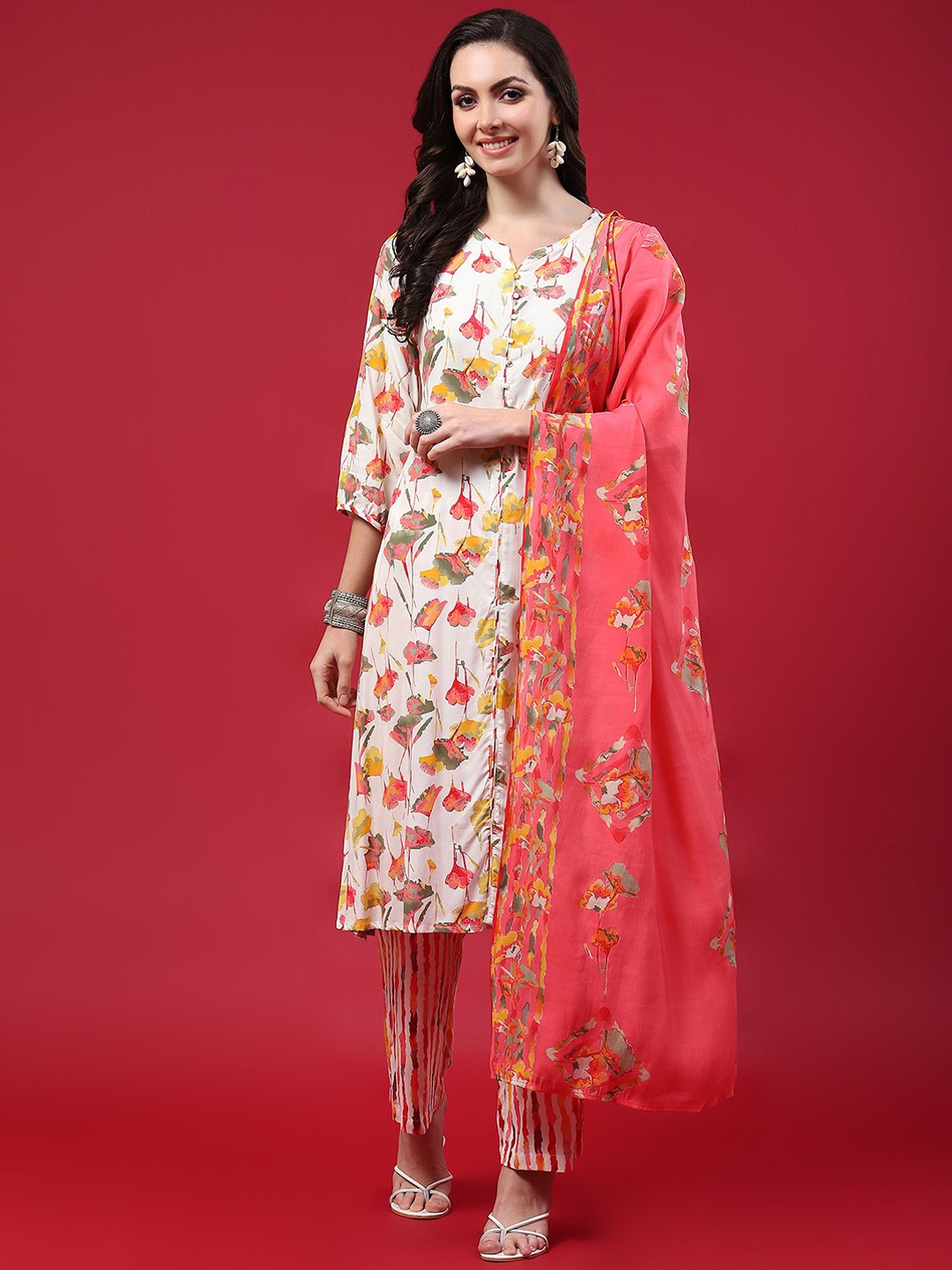 

Shree Floral Printed Sweetheart Neck A-Line Kurta With Trousers & Dupatta, Pink