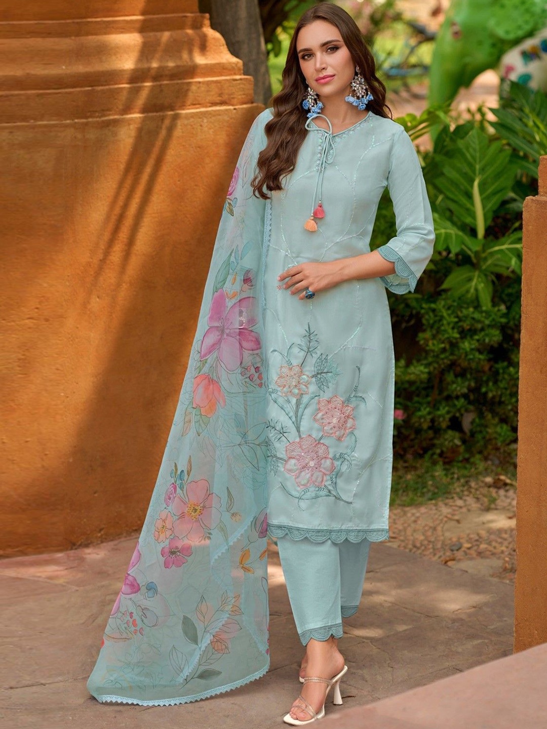 

AUTUMN LANE Floral Embroidered Pure Cotton Straight Kurta With Trouser & Dupatta, Green