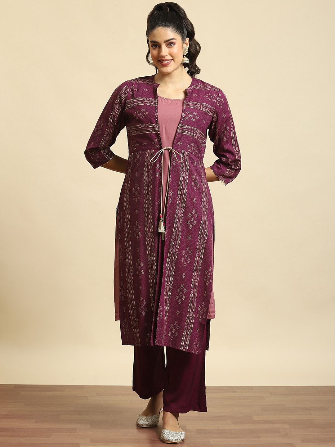 

Shree Geometric Printed Straight Kurta With Trouser And Jacket, Lavender