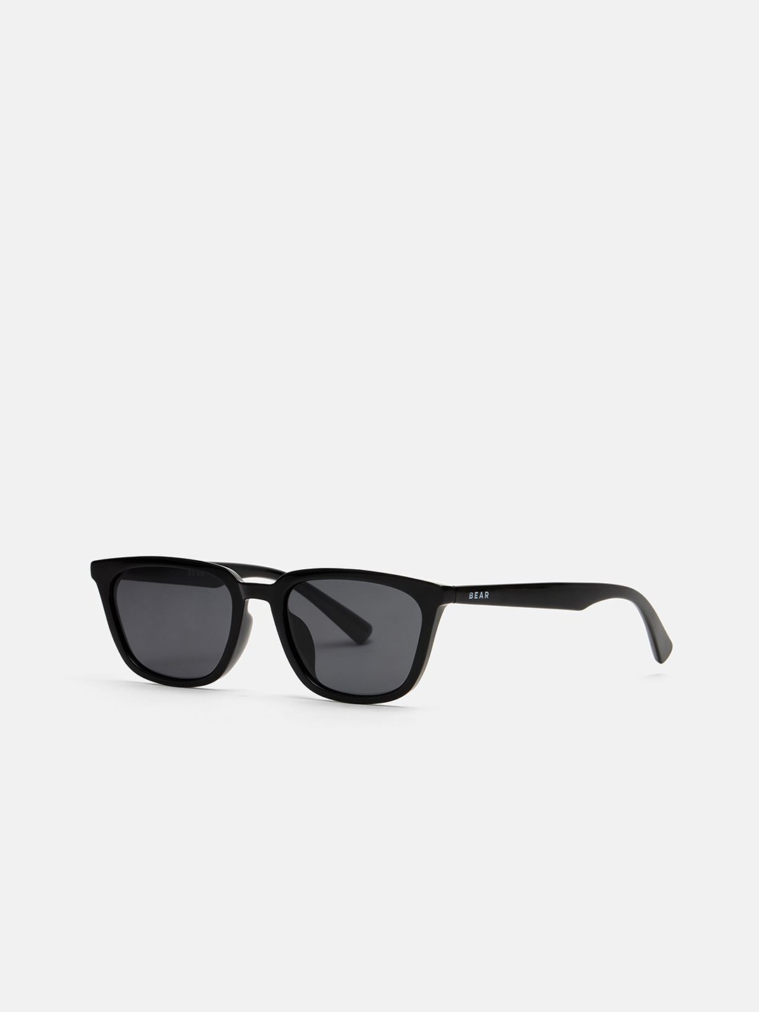 

THE BEAR HOUSE Men Wayfarer Sunglasses, Grey