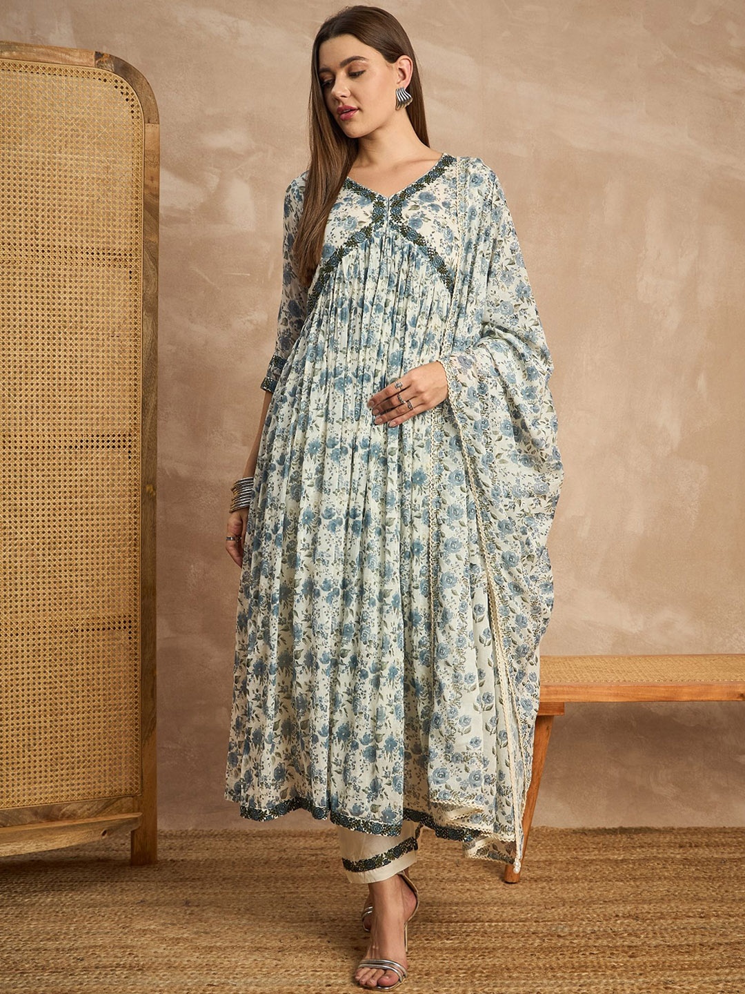 

all about you Blue & White Floral Printed V-Neck A-Line Kurta with Trouser & Dupatta