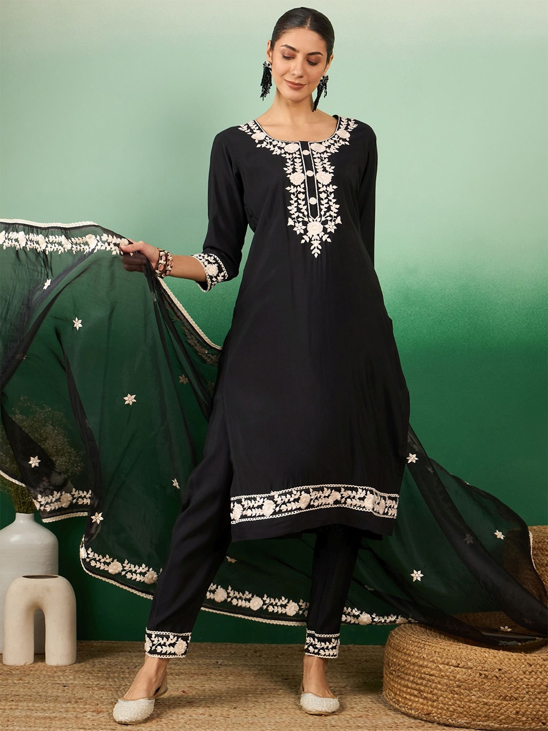 

MANVAA Women Embroidered Kurta And Trousers With Dupatta, Black