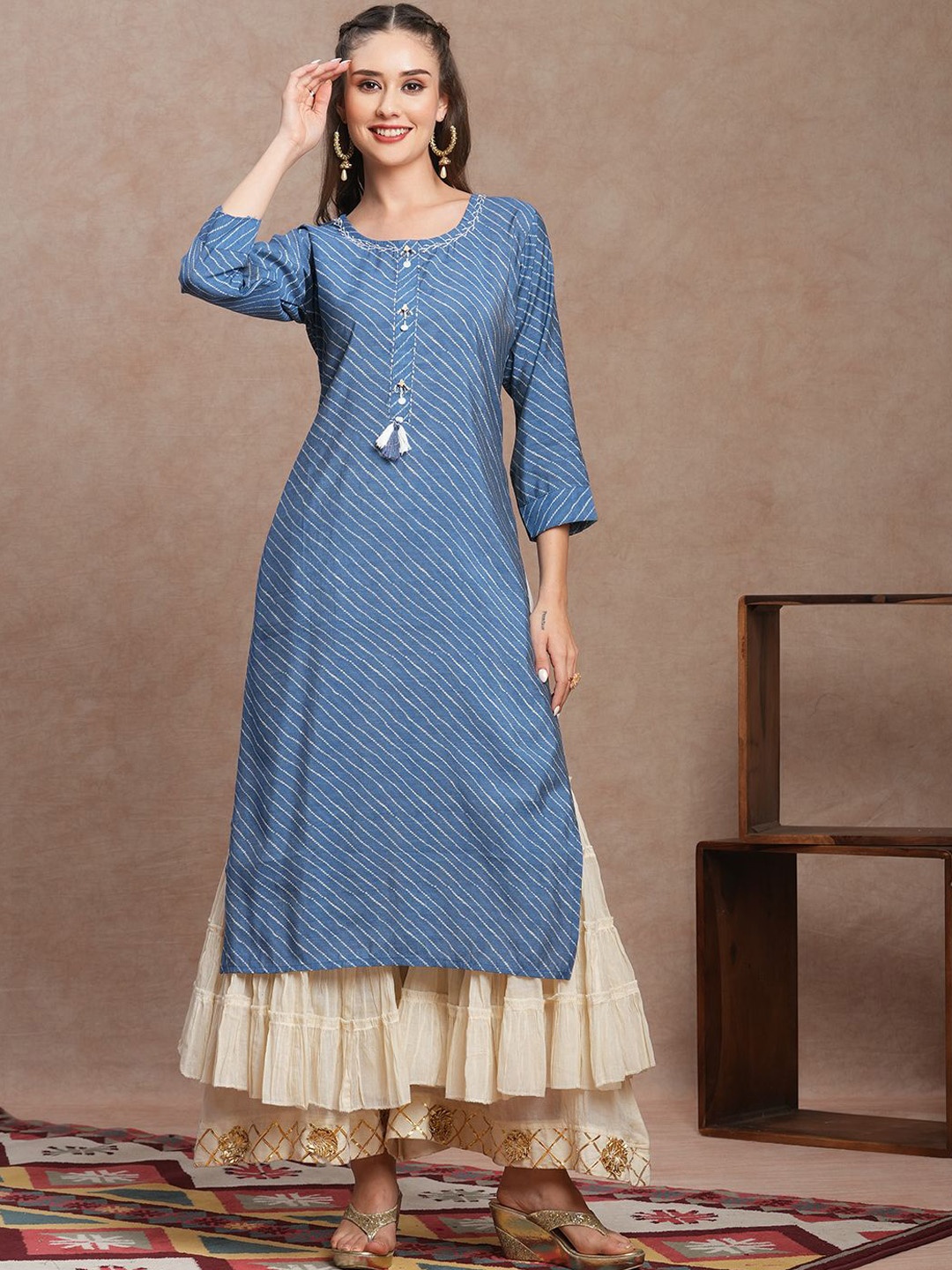 

FASHOR Leheriya Printed Sequinned Straight Kurta, Blue