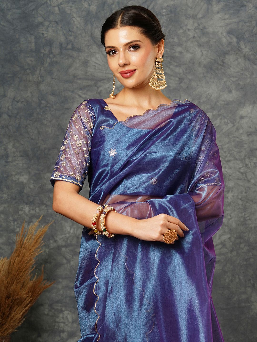 

all about you Solid Embroidered Net Saree, Blue