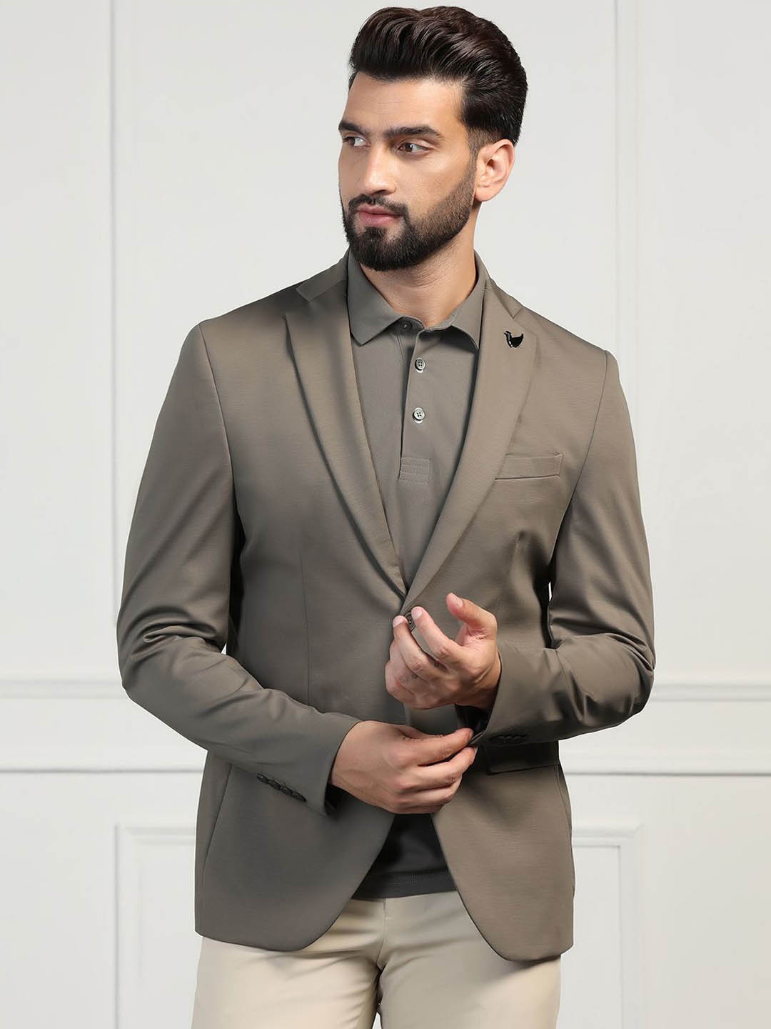 

Blackberrys Textured Slim-Fit Single Breasted Formal Blazer, Khaki