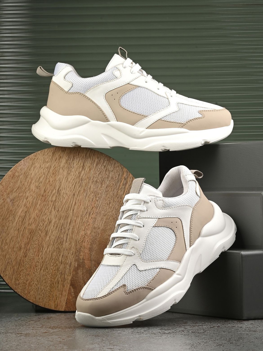 

DressBerry Women Chunky sneaker, White