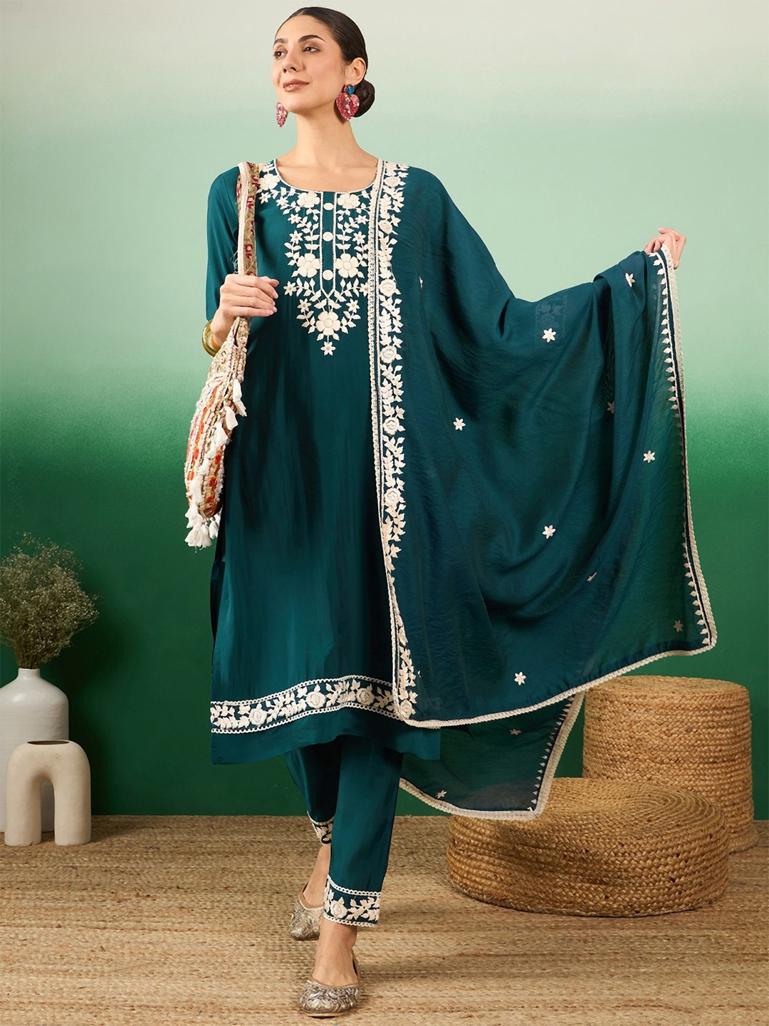 

MANVAA Women Embroidered Kurta & Trouser with Dupatta, Teal