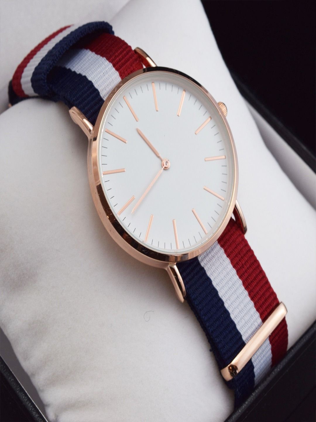 

VAGHBHATT Women Dial & Straps Analogue Automatic Watch Watch-D4-02, Multi