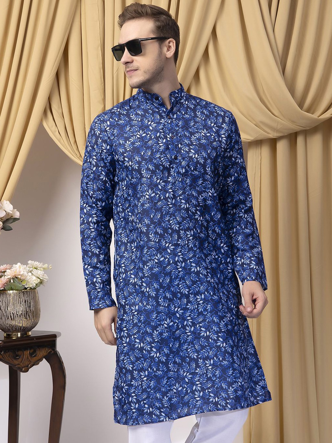 

Hangup Floral Printed Mandarin Collar Straight Kurta, Blue