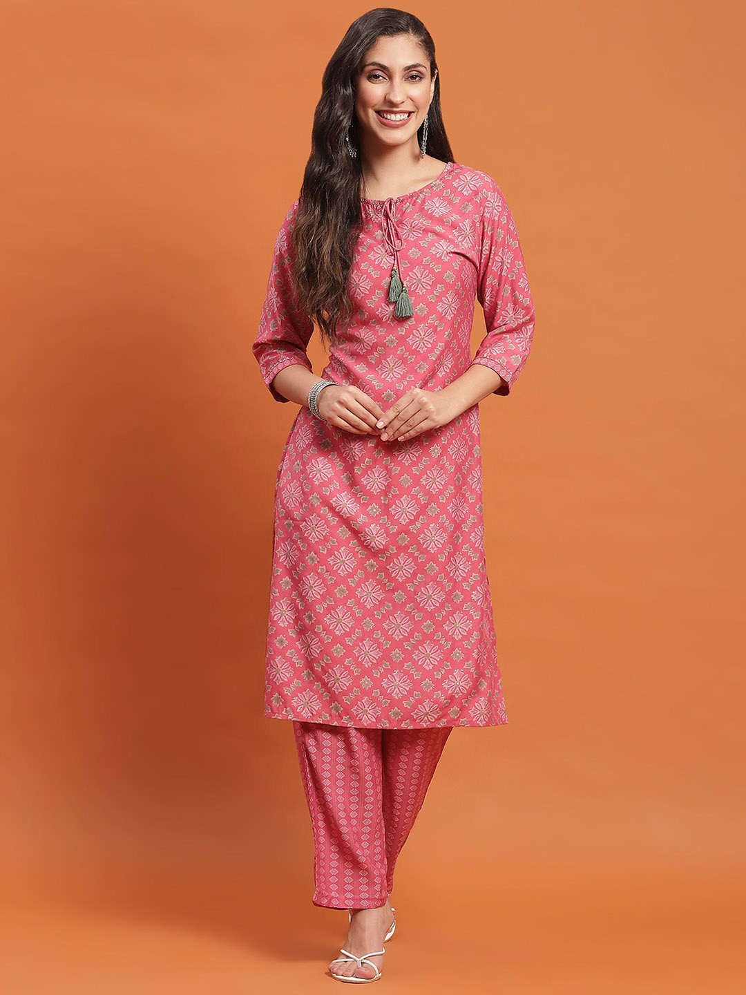 

Shree Floral Printed Tie-Up Neck Straight Kurta with Trouser, Pink