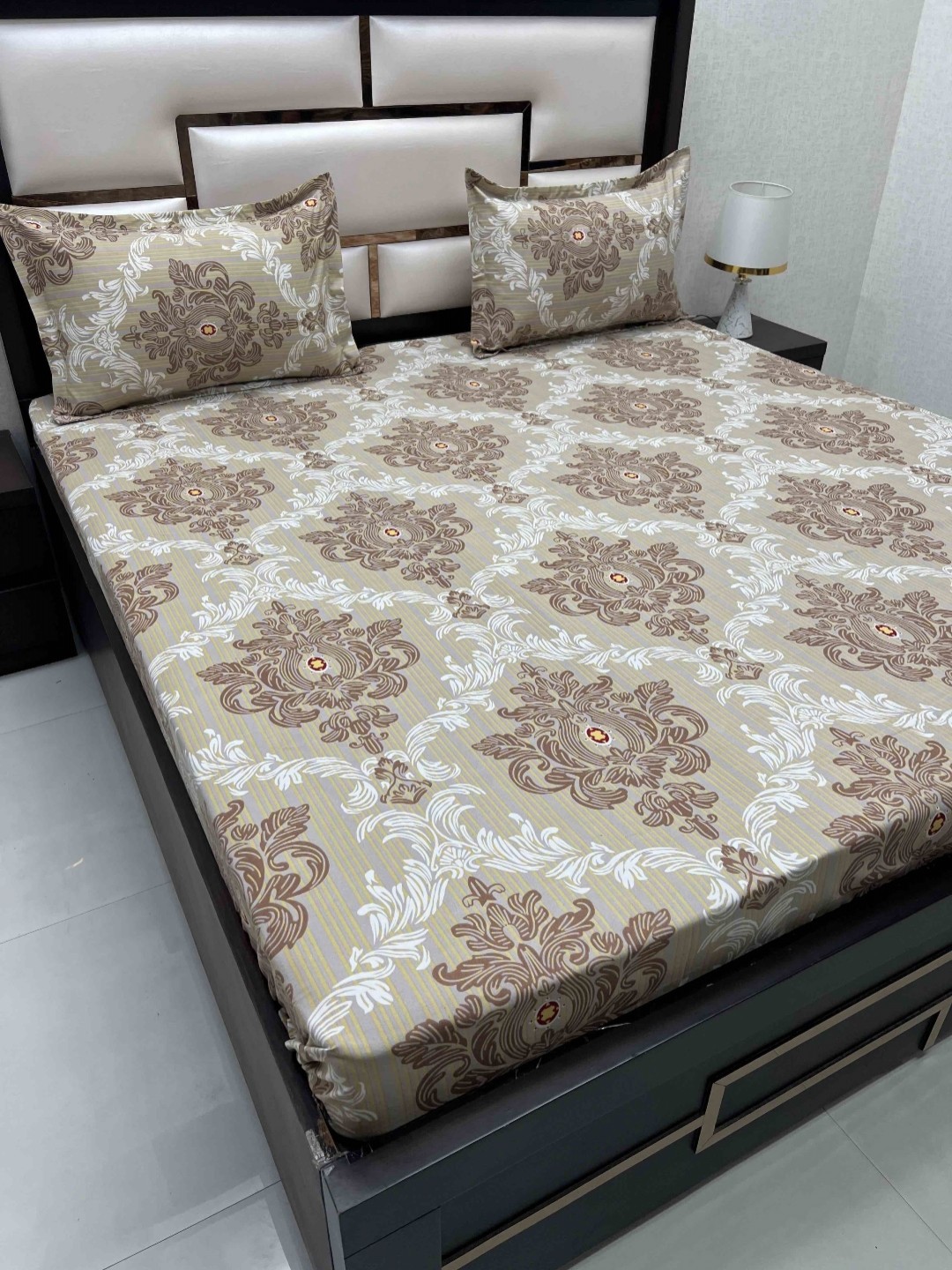 

Pure Decor Amulya Brown Microfiber 250 TC Queen Bedsheet with 2 Pillow Covers