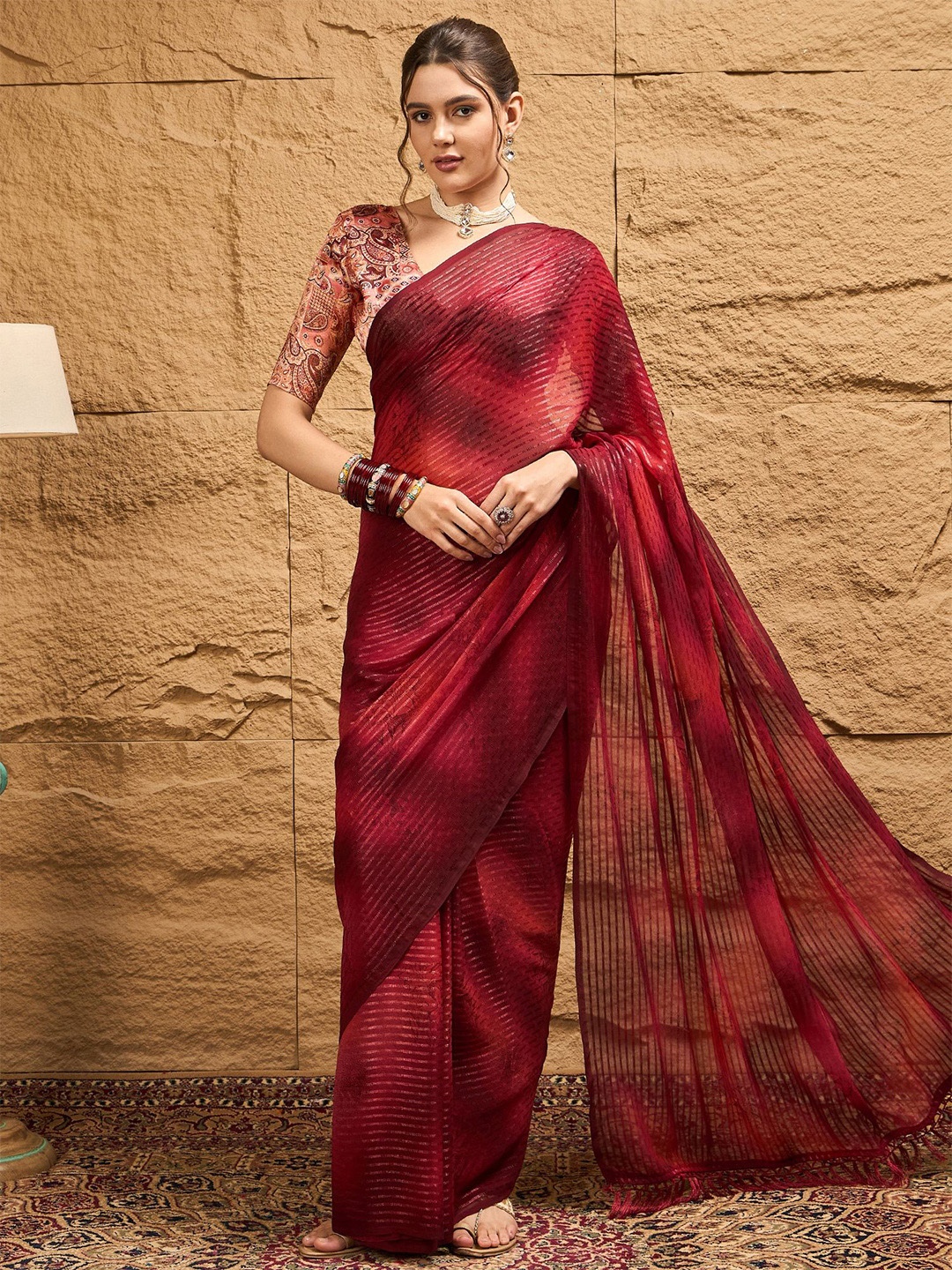 

Sangria Tie and Dye Striped Saree With Zari Detail, Maroon