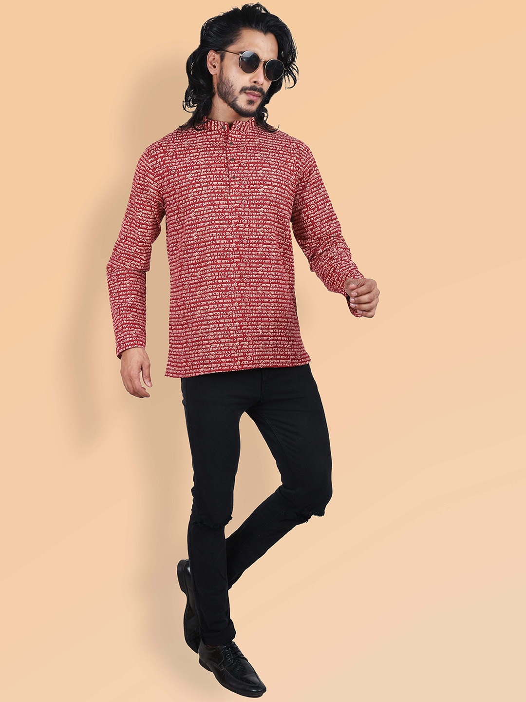 

ETHNIC FACTORY Typography Printed Mandarin Collar Cotton Straight Short Kurta, Maroon