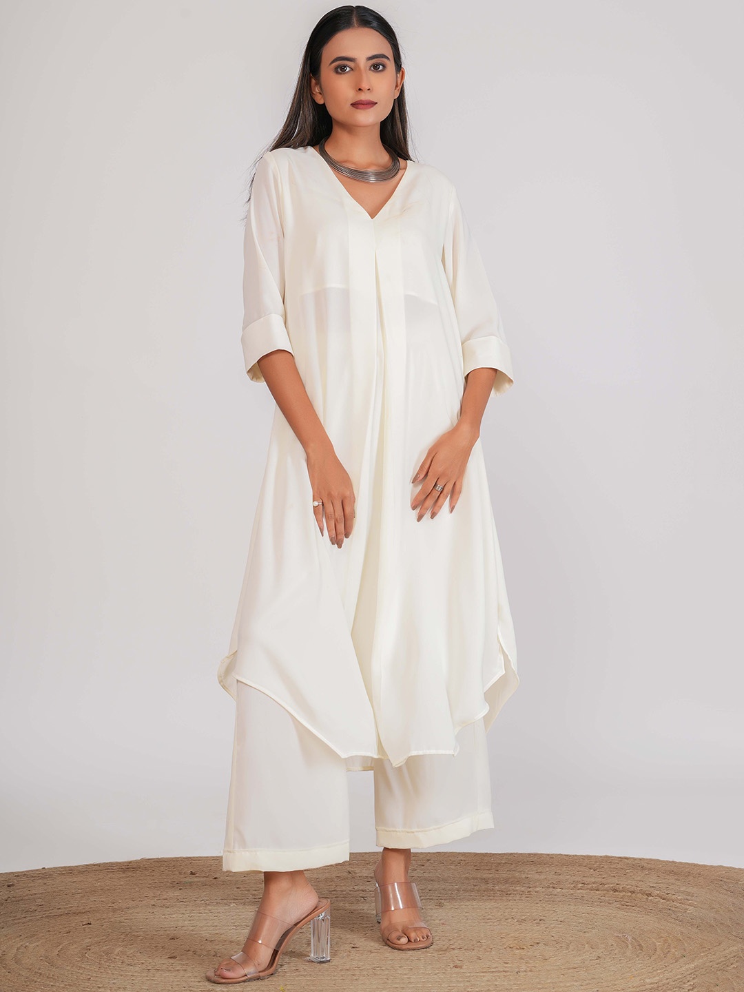 

Salvia Sky Straight Kurta with Palazzos, White