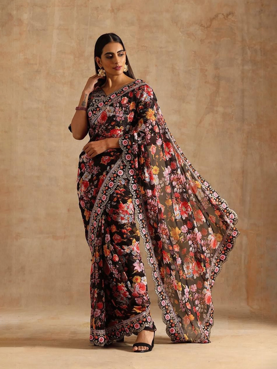 

HERE&NOW Floral Sequinned Poly Georgette Saree, Black