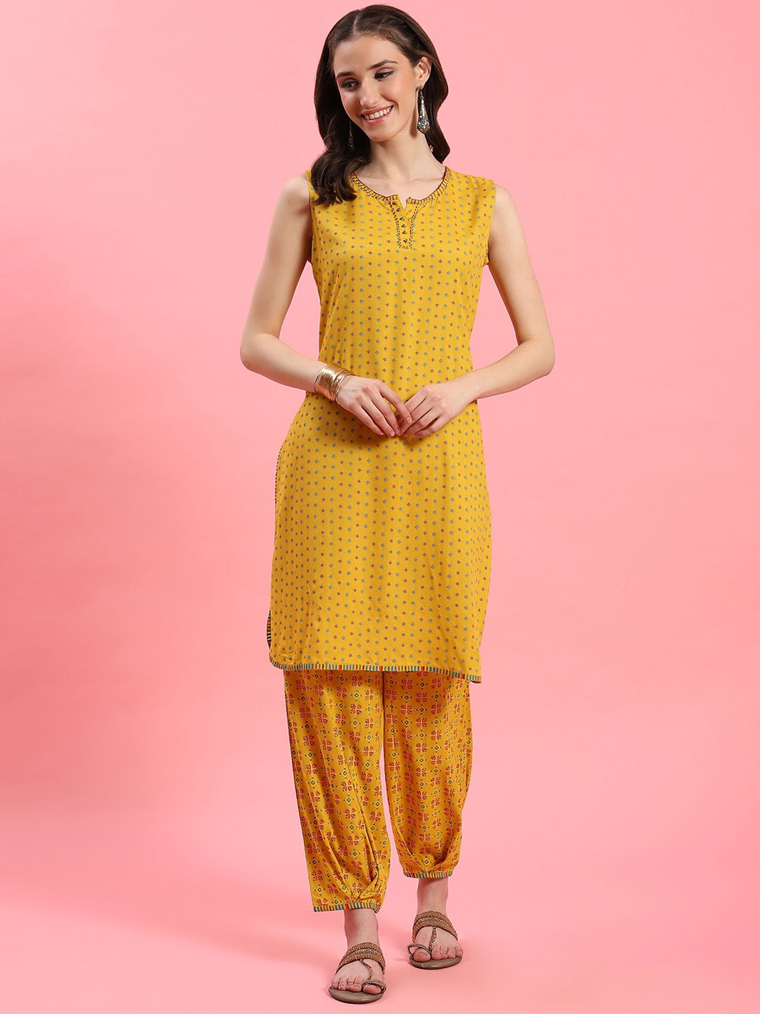 

Shree Printed Regular Liva Straight Kurta with Harem Pants, Yellow