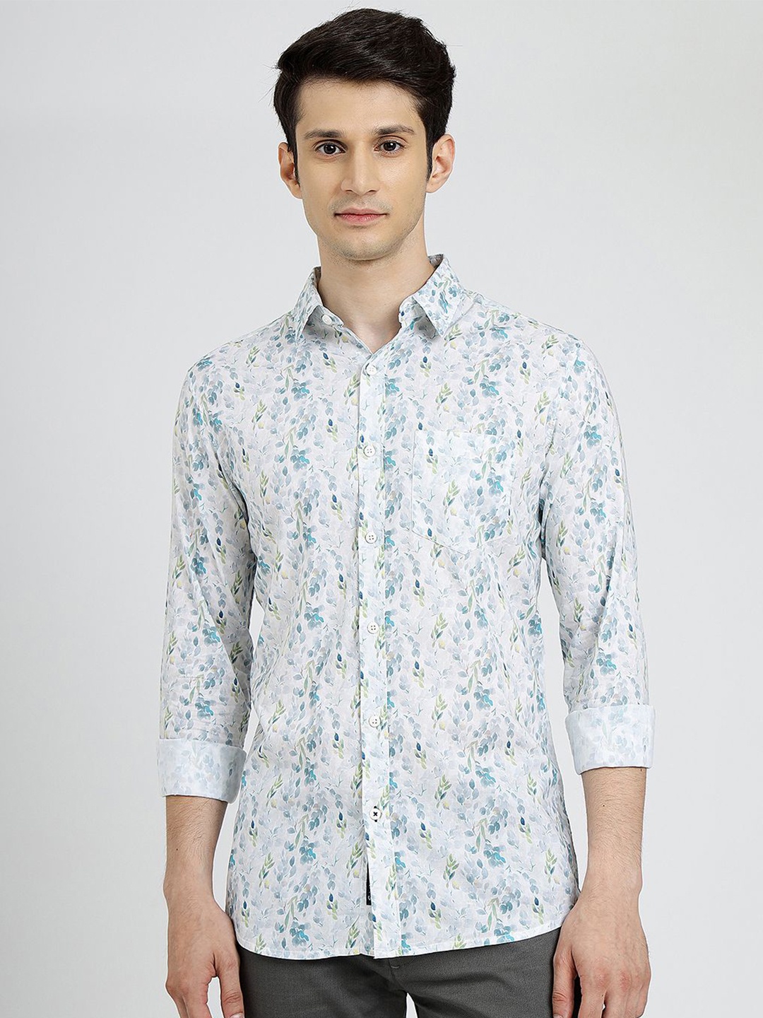 

JADE BLUE Men Spread Collar Floral Printed Cotton Slim Fit Casual Shirt, Off white