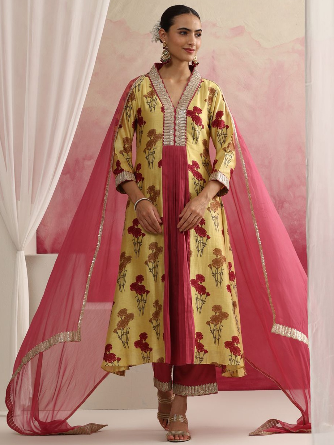 

Khushal K Floral Printed Regular Sequinned A Line Kurta with Palazzos & Dupatta, Yellow