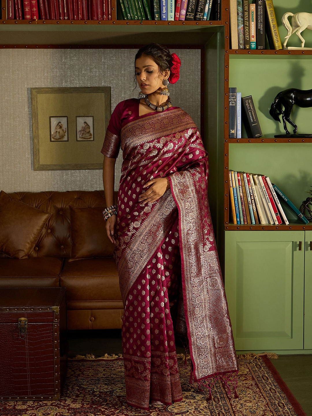 

Dori Woven Design Zari Banarasi Saree, Magenta