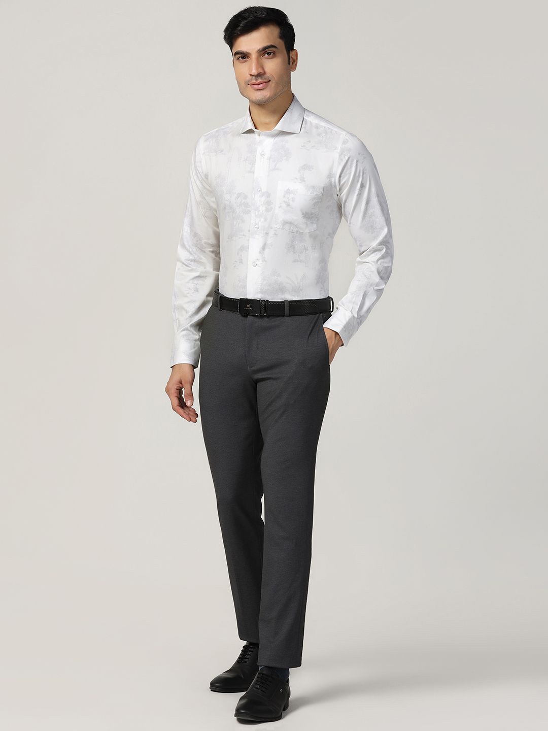 

Blackberrys Men India Spread Collar Floral Printed Cotton Slim Fit Casual Shirt, Grey