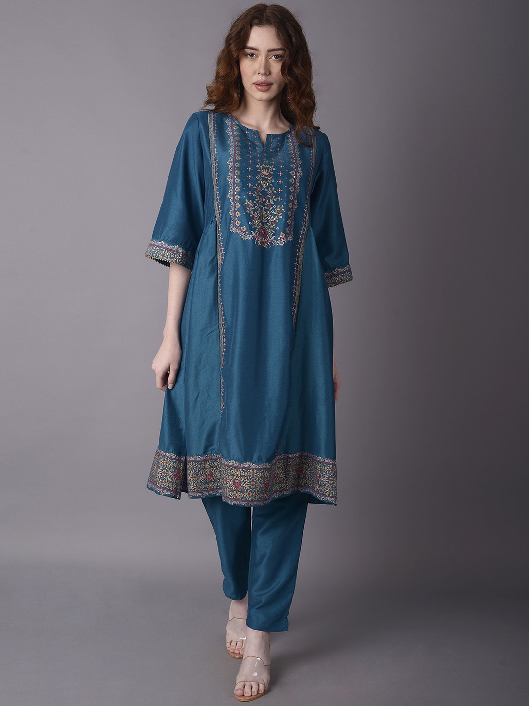 

Shree Floral Printed Notch Neck Sequinned A-Line Kurta With Trousers, Turquoise blue