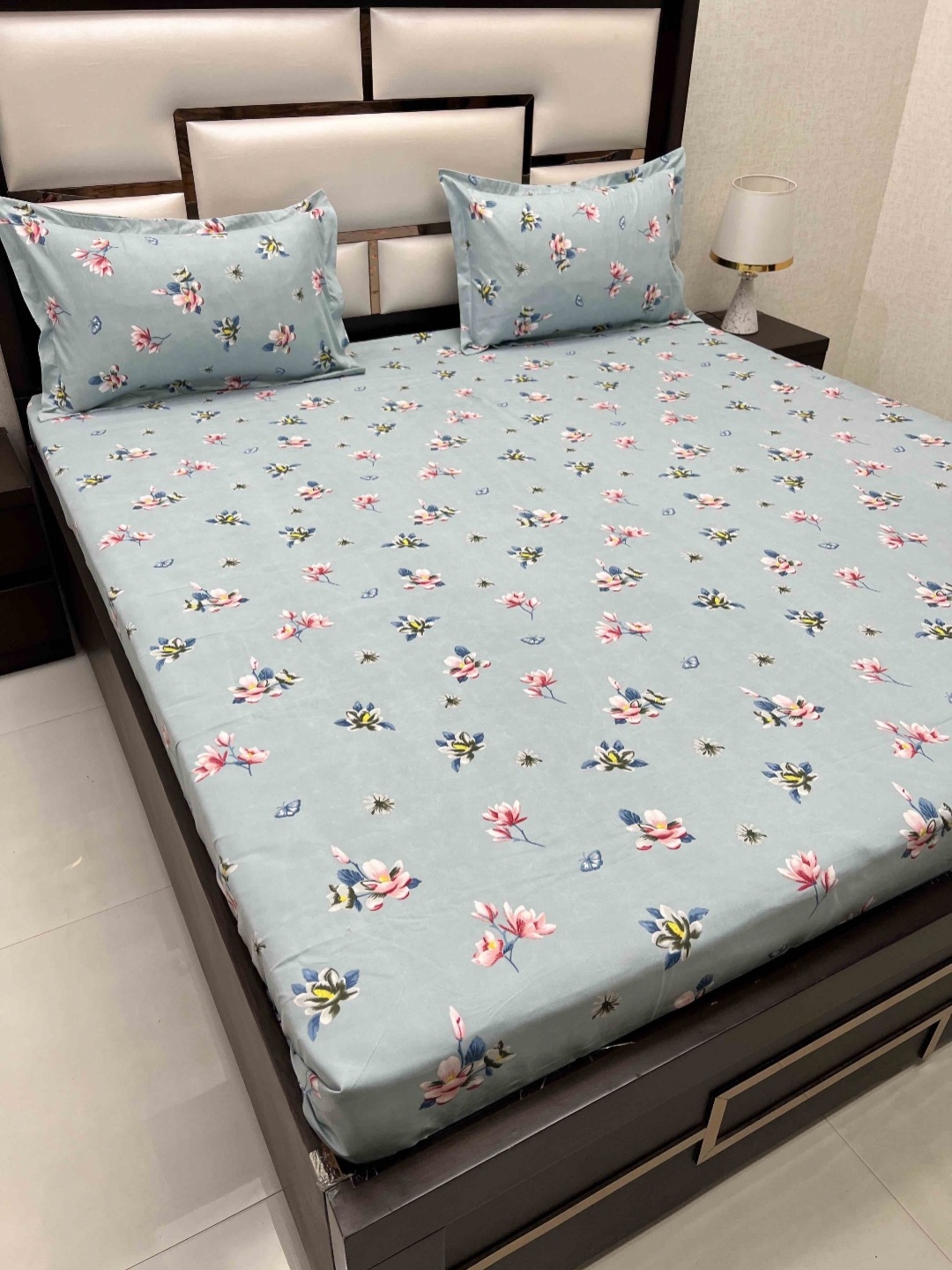 

Pure Decor Blue & Pink Floral Queen Bedsheet with 2 Pillow Covers
