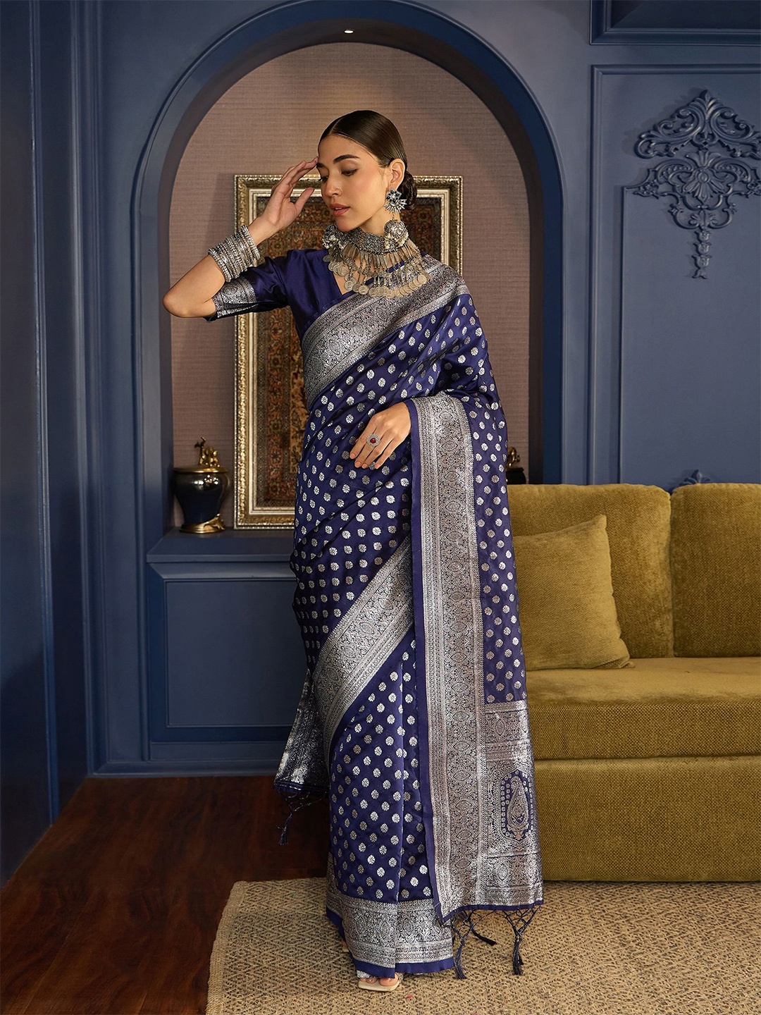 

Sangria Woven Design Zari Banarasi Saree, Blue