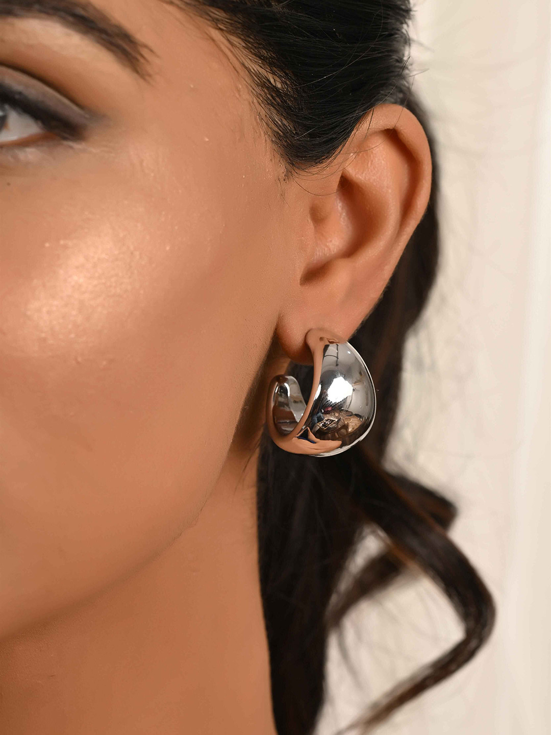 

Raf the label White Gold-Plated Chunky Half Hoop Earrings, Silver