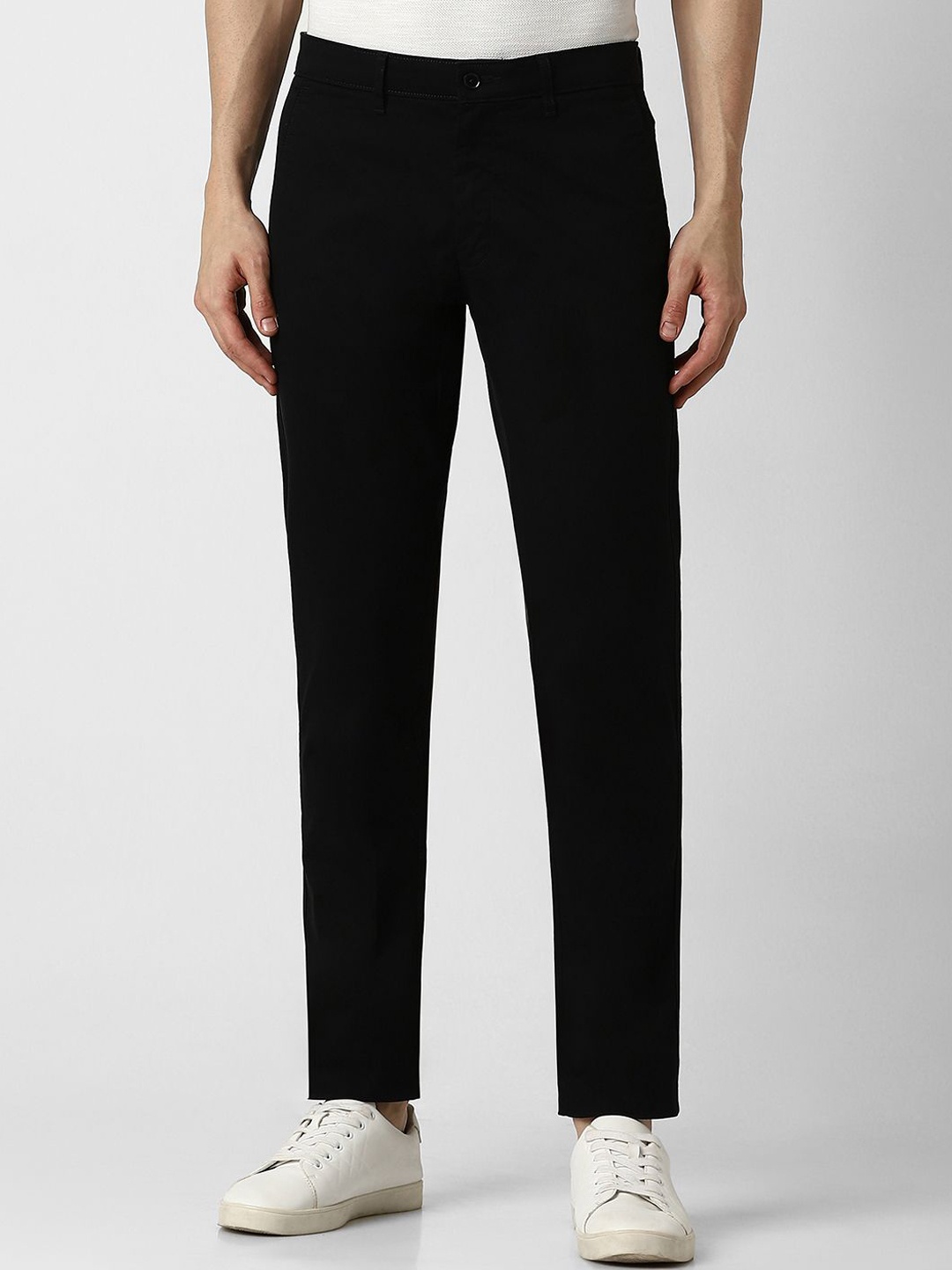 

Van Heusen Sport Men Slim Fit Trousers, Black