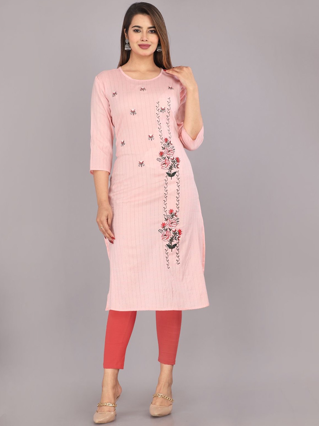 

Mehsoos Floral Embroidered Round Neck Cotton Straight Kurta, Peach