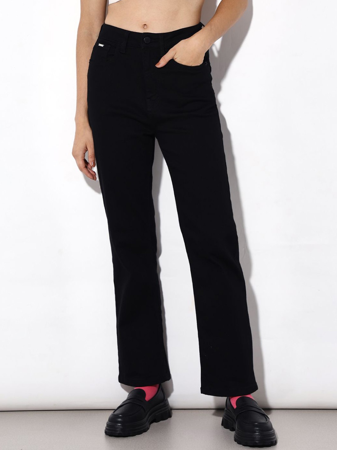 

ONLY Women Straight Fit High-Rise Stretchable Jeans, Black