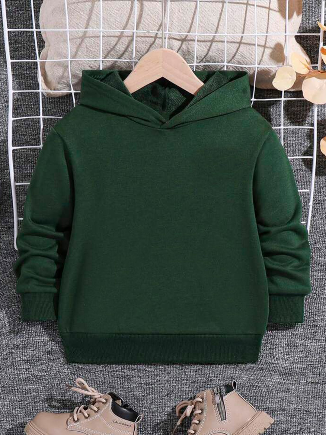 

TABADTOD Unisex Kids Solid Hooded Sweatshirt, Green