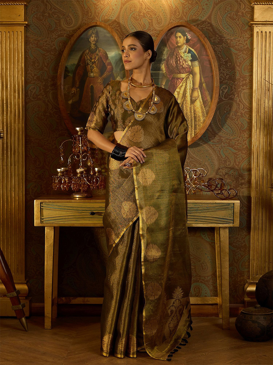 

Sangria Ethnic Motifs Woven Design Banarasi Saree With Unstitched Blouse, Green