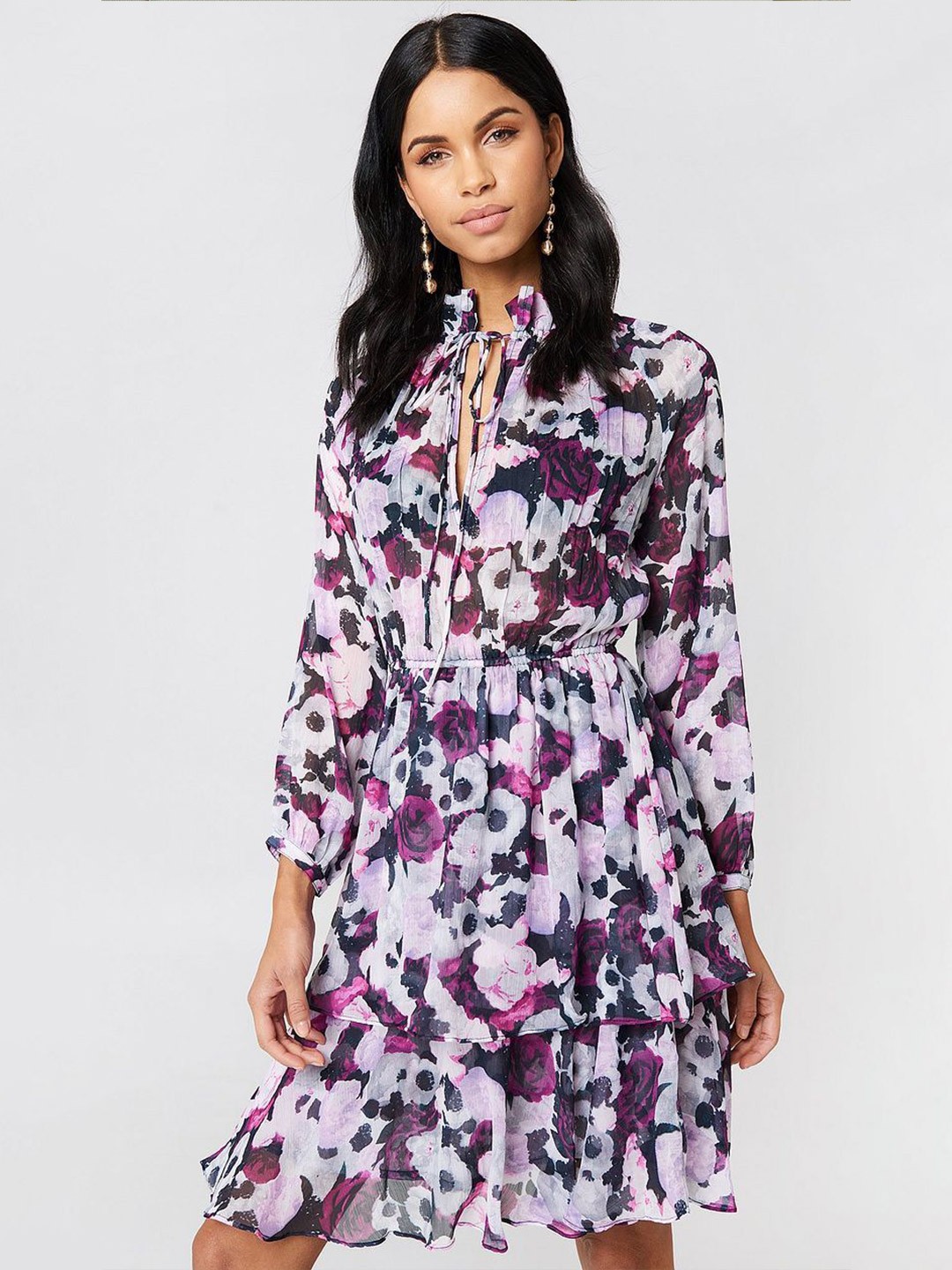 

TIRA Women Floral Printed Tie-Up Neck Flared Sleeve Fit & Flare Dress, Purple
