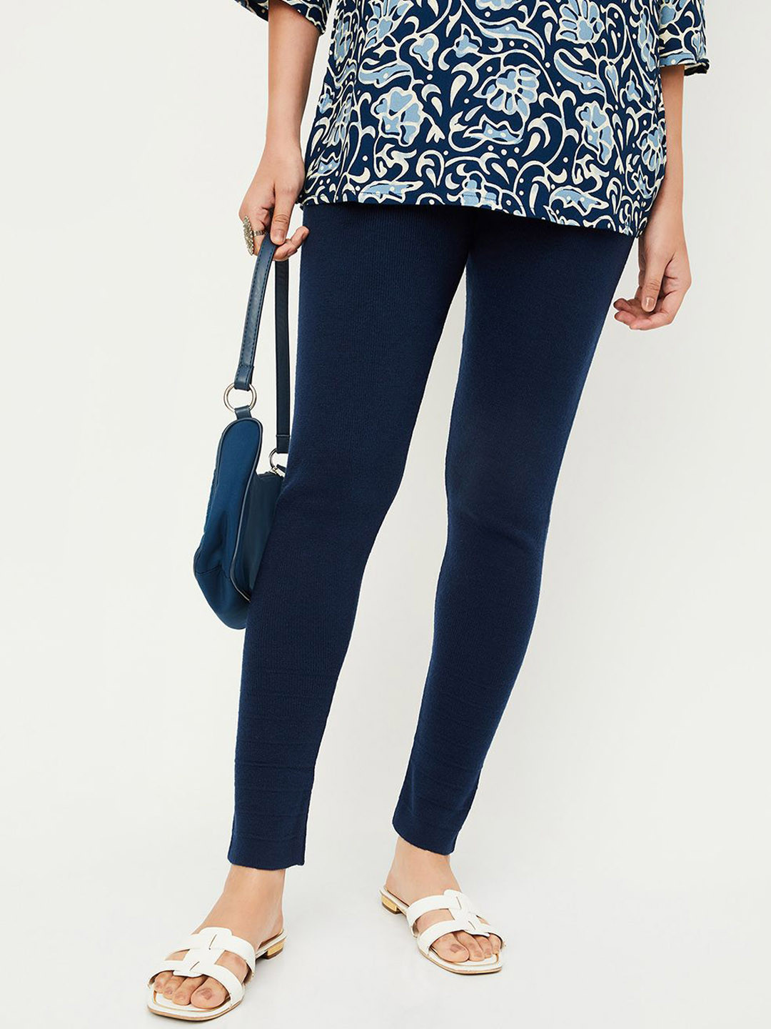 

max Mid-Rise Ankle-Length Leggings, Blue