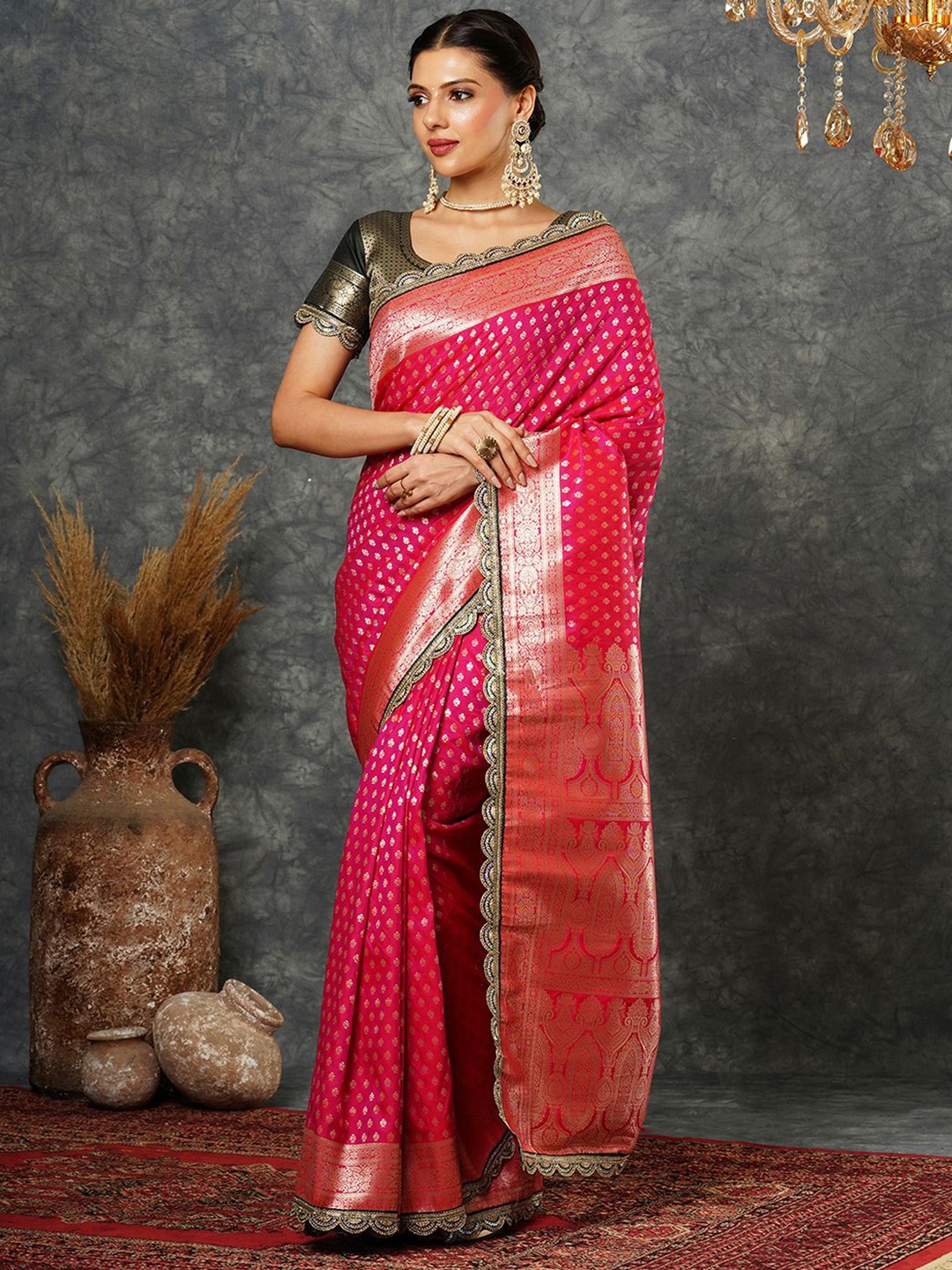 

Satrani Ethnic Motifs Woven Design Zari Pure Silk Banarasi Saree, Pink