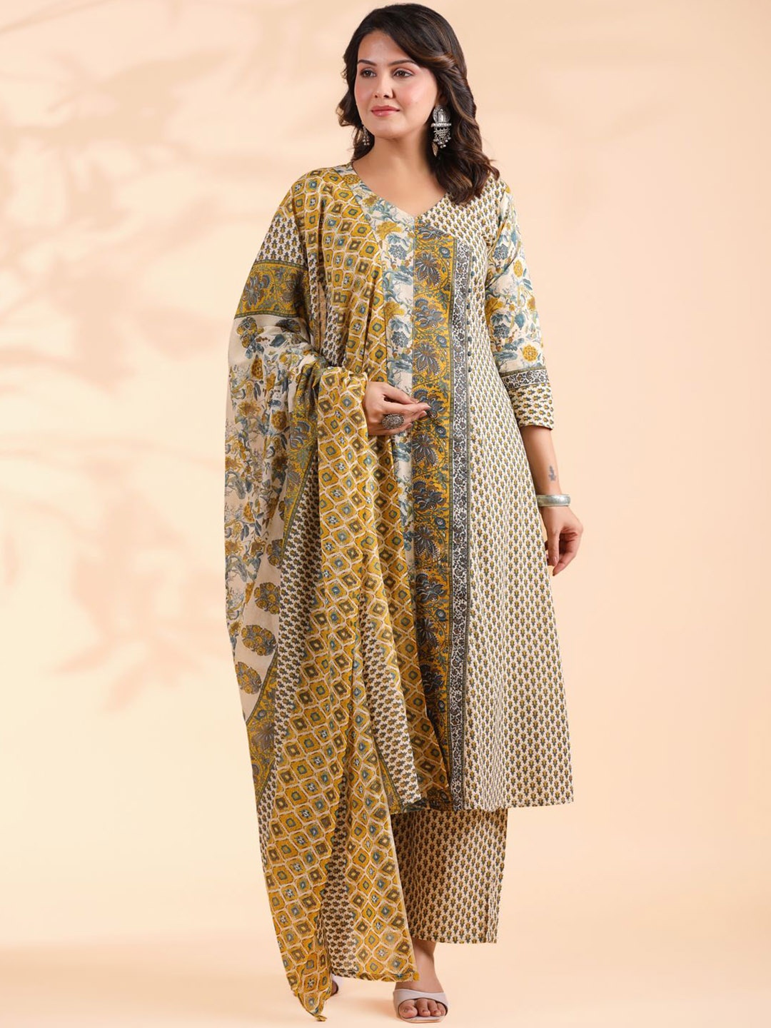 

Vbuyz Floral Printed Angrakha Pure Cotton Kurta With Palazzos & Dupatta, Yellow