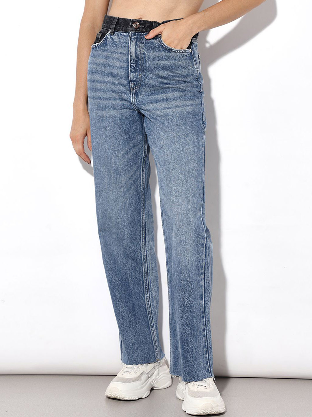 

ONLY Women Straight Fit High-Rise Heavy Fade Colourblocked Jeans, Blue