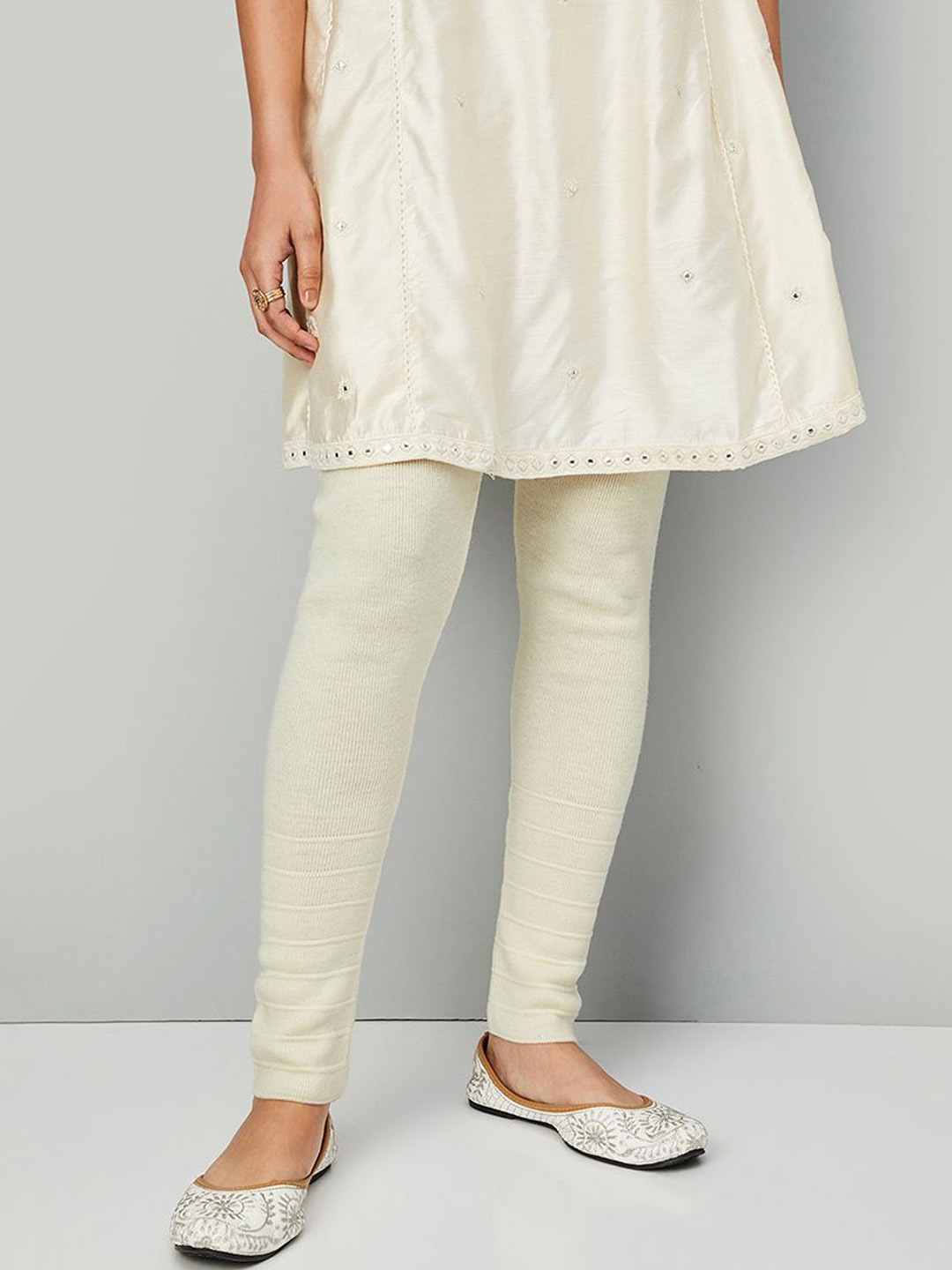 

max Mid-Rise Ankle-Length Leggings, White