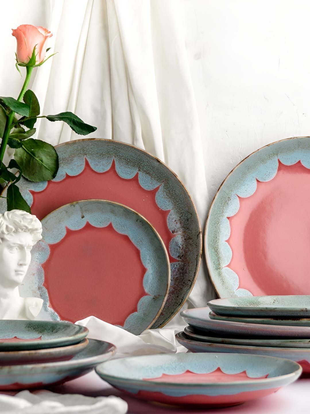 

AMALAFIEE CERAMICS Pink & Grey 6 Pieces Printed Matte Ceramic Microwave Safe Plates