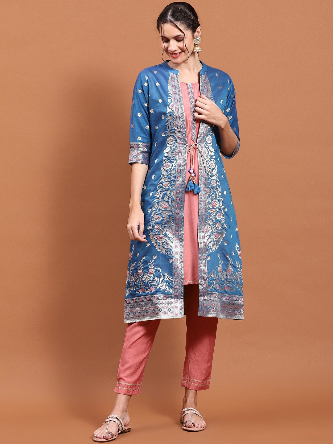 

Shree Floral Embroidered Round Neck Chanderi Silk Thread Work Kurta With Trousers & Jacket, Blue