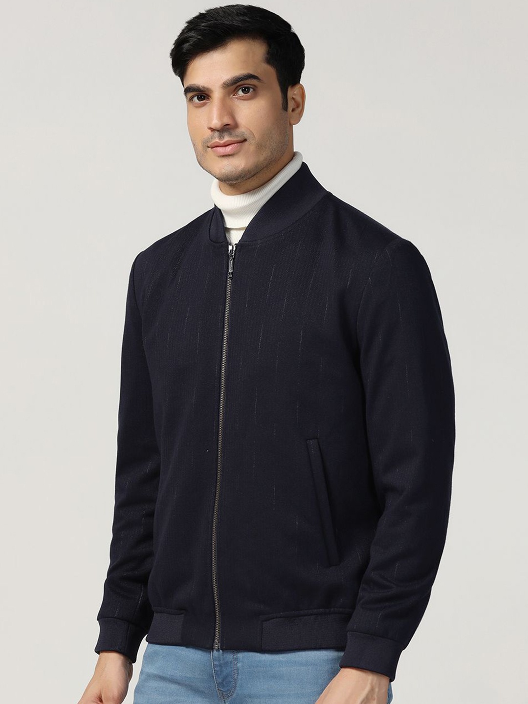 

Blackberrys Men Solid Bomber Jacket, Navy blue