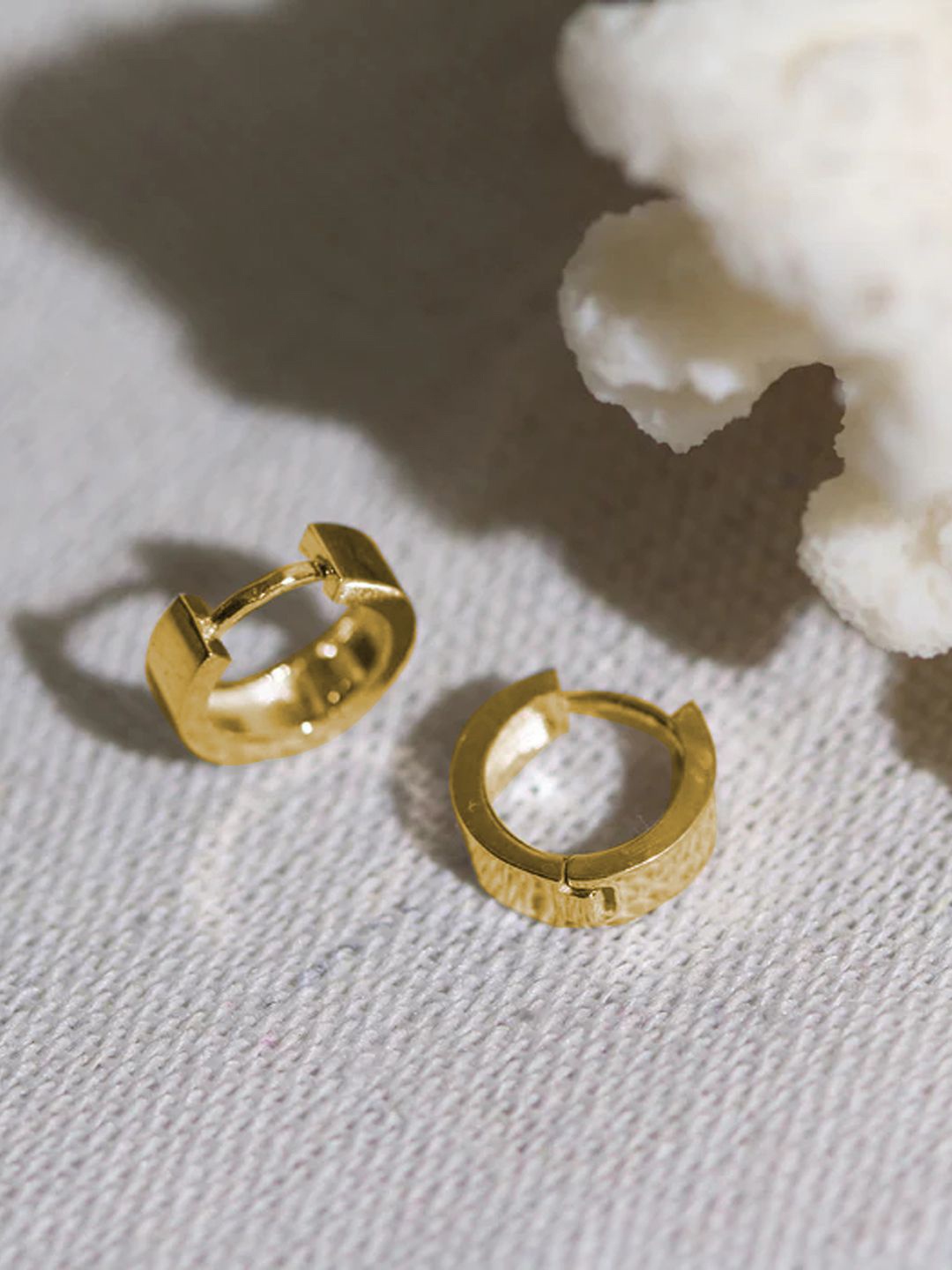 

KRENOZ Classic Hoop Earrings, Gold