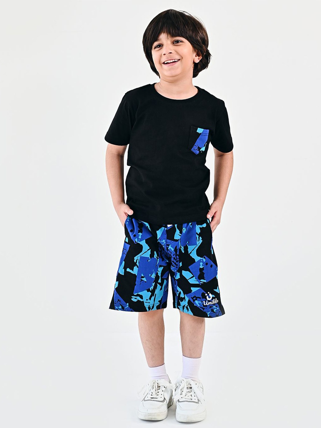 

UMILDO Boys Printed Round Neck short Sleeves Pure Cotton T-Shirt With Shorts, Black