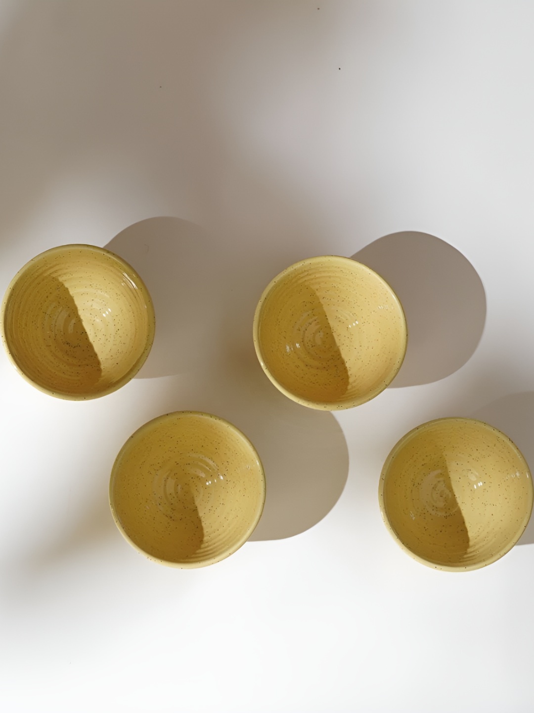 

AMALAFIEE CERAMICS Yellow 4 Pieces Ceramic Microwave Safe Matte Serving Bowls