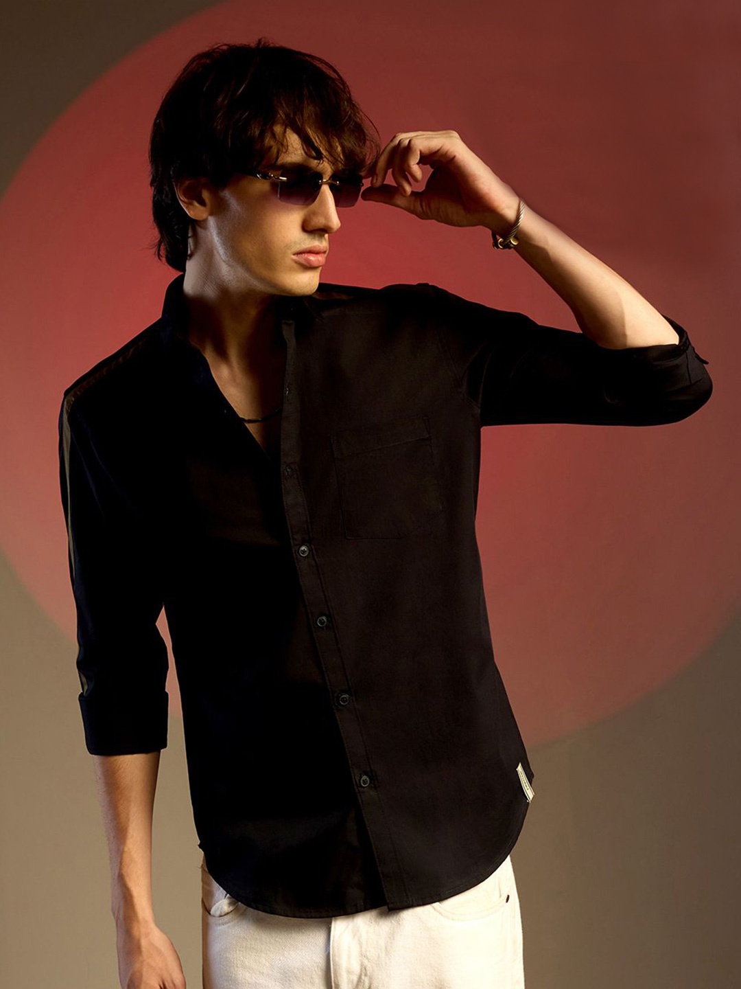 

Campus Sutra Men Comfort Spread Collar Vertical Striped Cotton Casual Shirt, Black