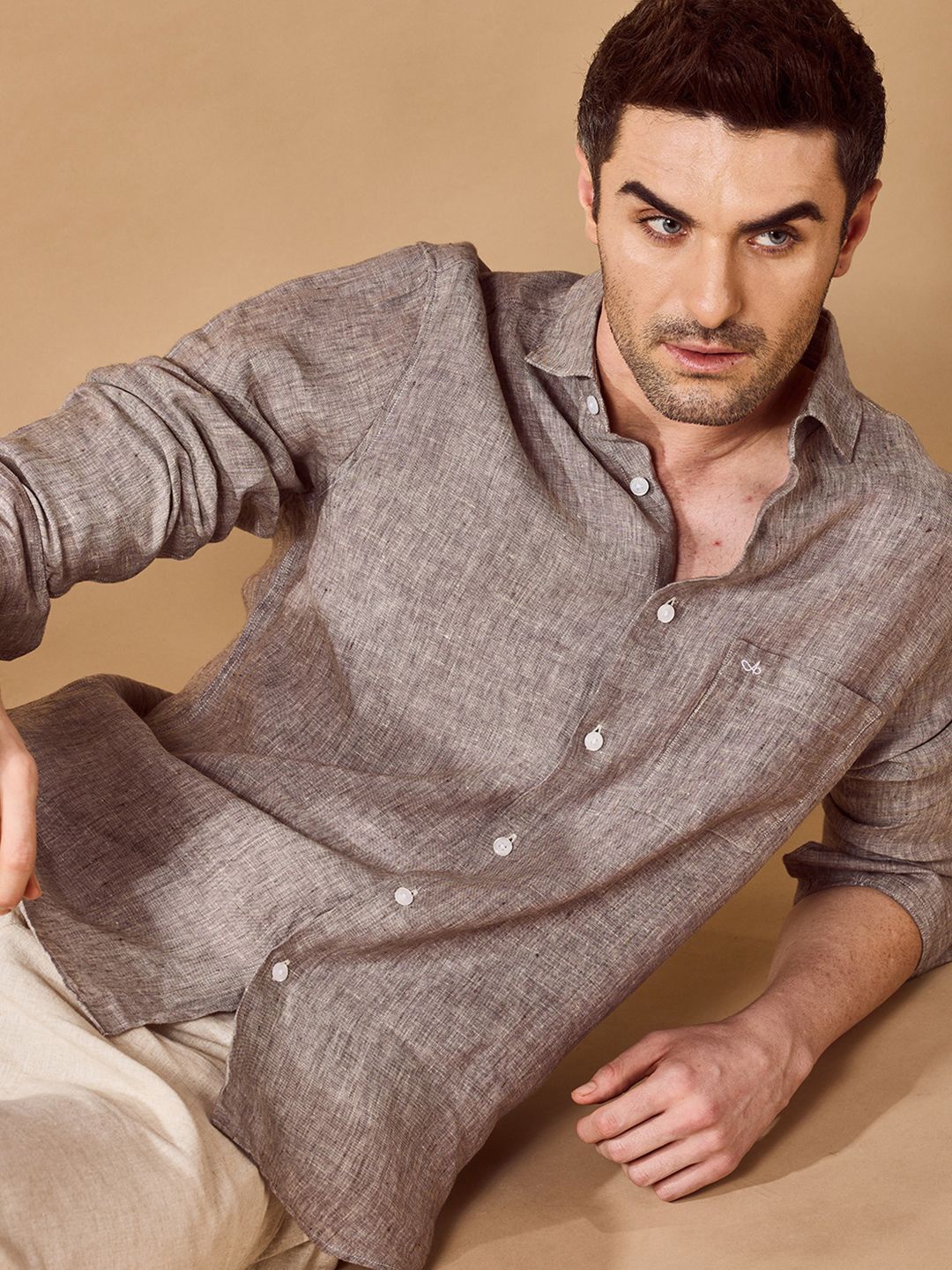 

Aldeno Men Comfort Spread Collar Solid Casual Shirt, Blue